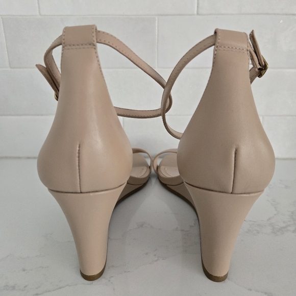 COACH Women's Odetta Wedge Sandals Leather Nude Tan Ankle Strap Open-Toe Size 9 - Picture 7 of 11